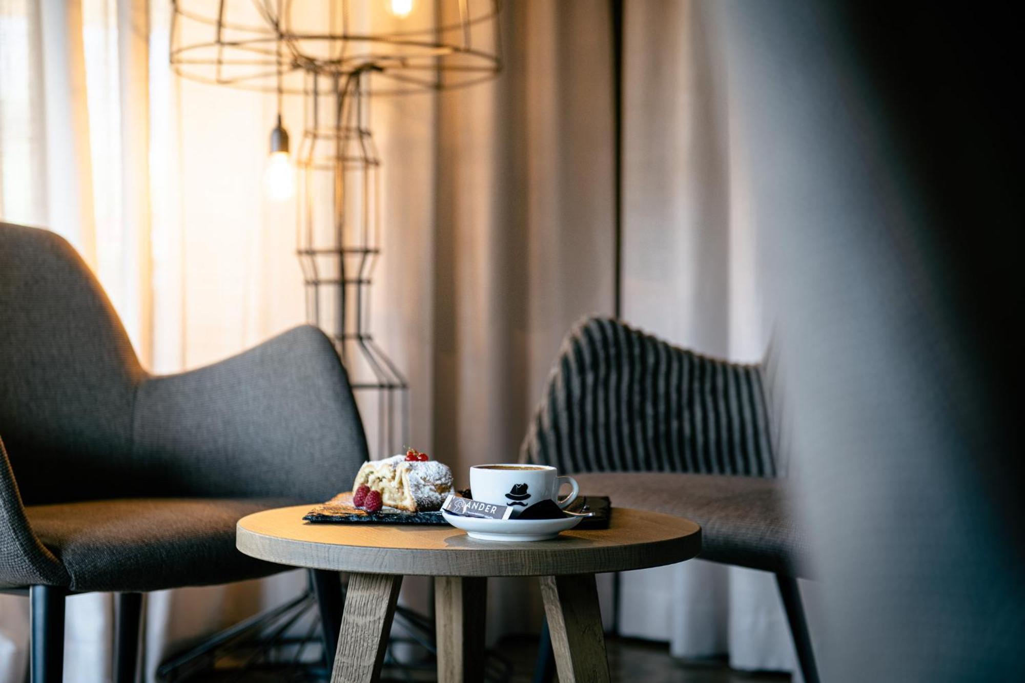Hotel Ander Brunico Ngoại thất bức ảnh