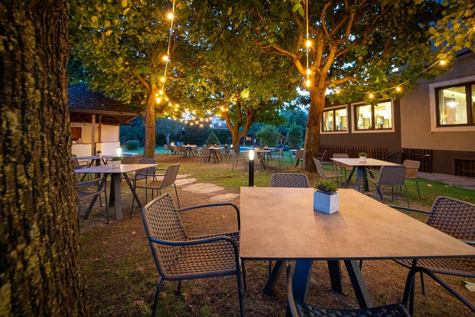 Hotel Ander Brunico Ngoại thất bức ảnh
